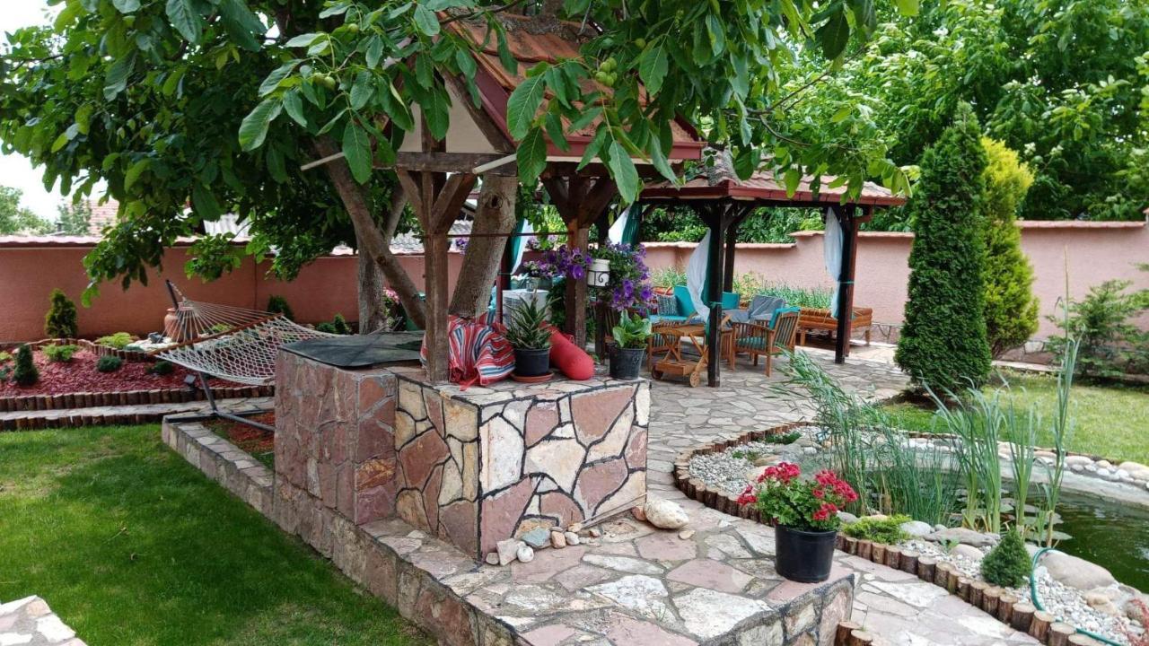 Villa Diana Apartments Skopje Eksteriør billede