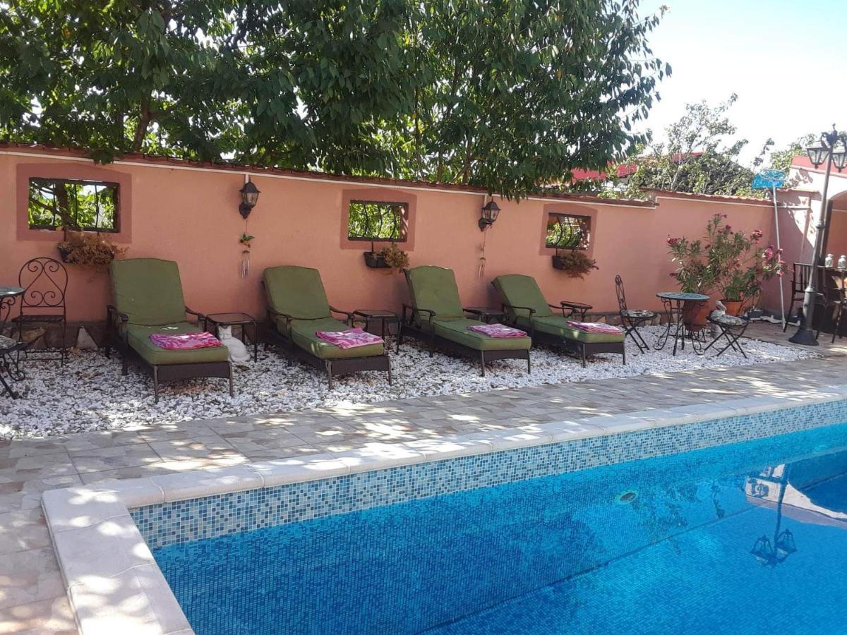Villa Diana Apartments Skopje Eksteriør billede